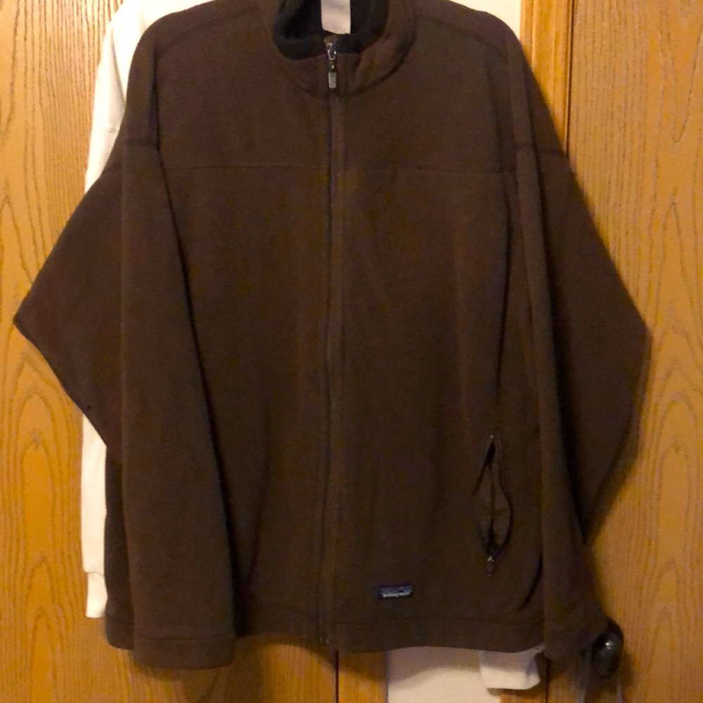 Patagonia sweatshirt